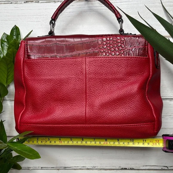 Giani Bernini Red Leather Crossbody/Satchel - Picture 4 of 11